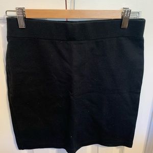 Madewell skirt; black — small